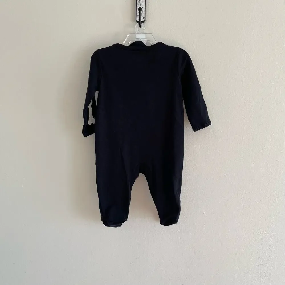 NWT 3 MONTHS CARTER'S SLEEPER AND HAT
